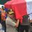 Kapolda Pikul Jenasah Anak Buahnya Korban Pesawat Lion Air